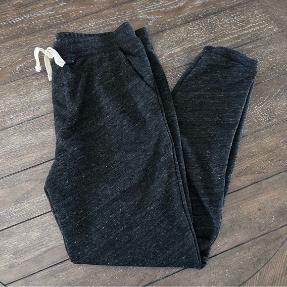 Flint and Tinder Joggers Sweatpants in Heathered Black | Size Medium | USA Made - Picture 3 of 7